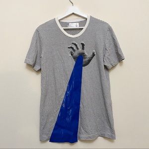 SOLD Unisex hand graphic tshirt